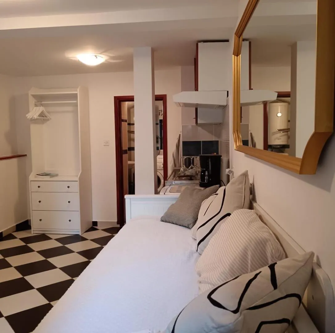 Apartment Lamar Cres