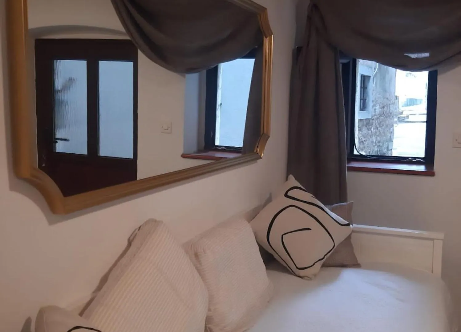 Lamar Cres Apartment